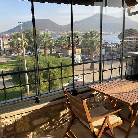 酒店 Ionia Liberty Stone