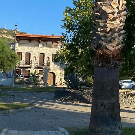 Ionia Liberty Stone 酒店 *