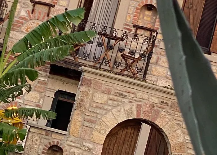 Ionia Liberty Stone Hotel